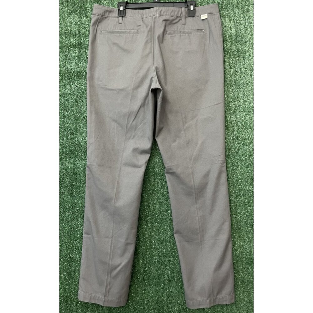 Magellan Outdoors Men’s Gray Pants Size 36W x 34L Pockets Button - Picture 8 of 12